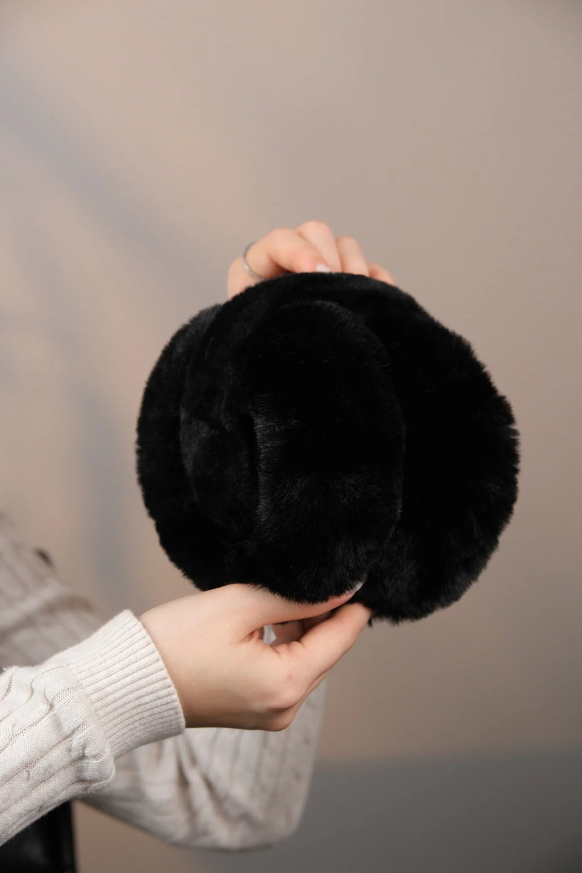 Peluş Kulaklık